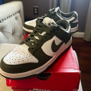 Nike dunk low